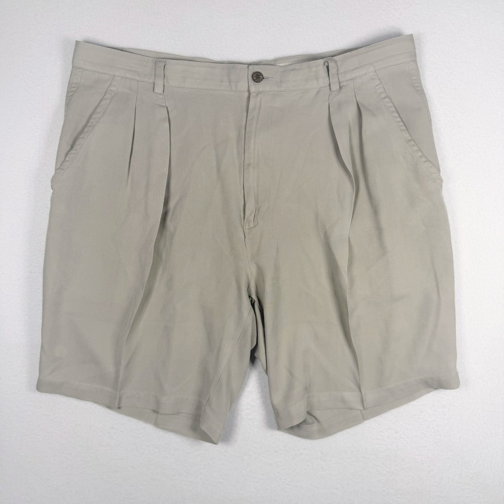 Tommy Bahama Mens 38‎ Pleated Herringbone Shorts Khaki Tan Palm Tree Logo Casual